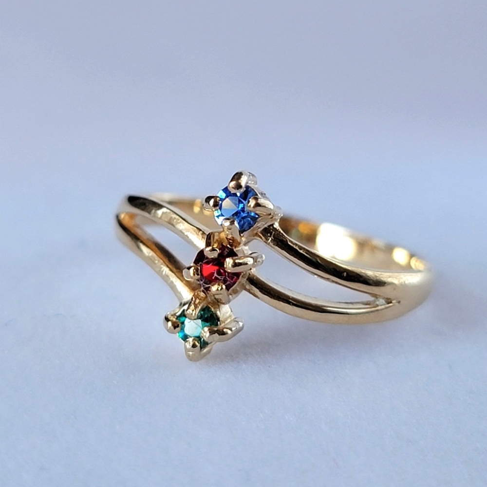 Triple Gemstone Split Shank Gold Tone Ring Vintage Simulated Stone Size 6
